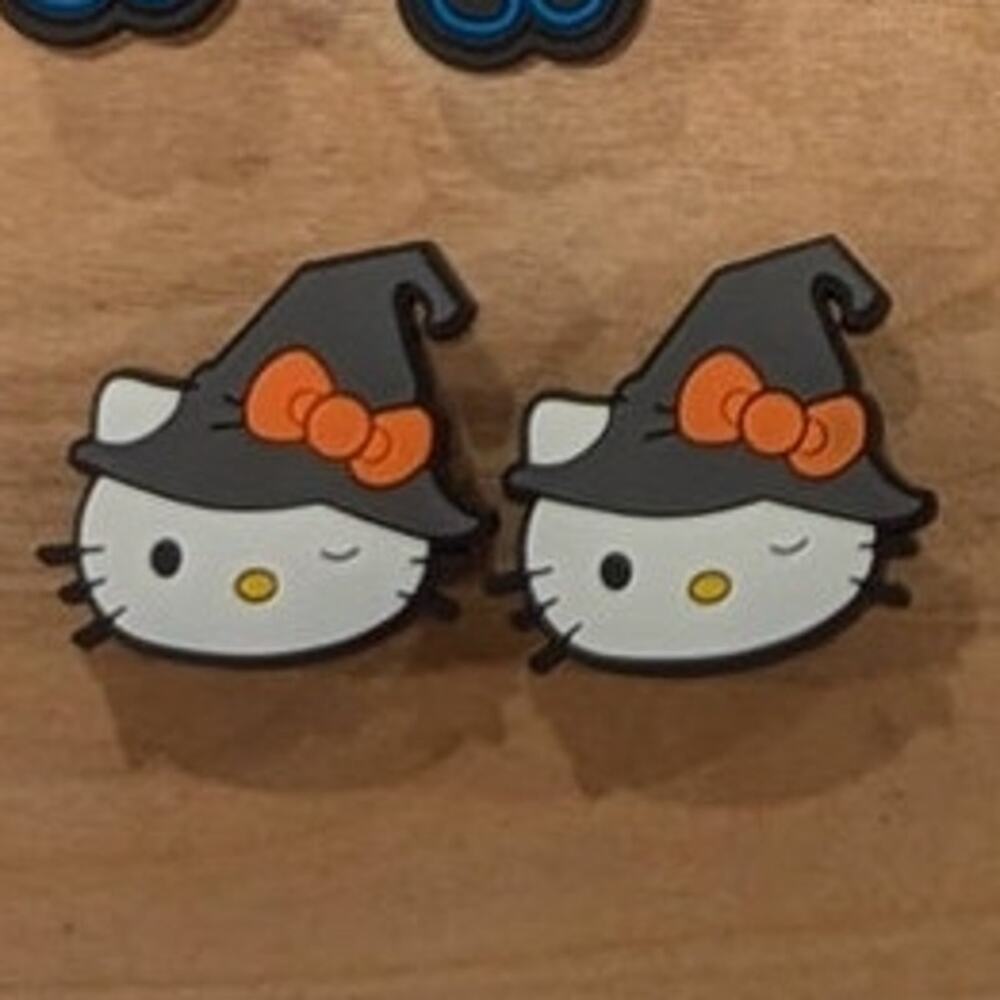 4 for $10! Mix n Match - Hello Kitty Witch Croc Jibbitz Charm Halloween Costume